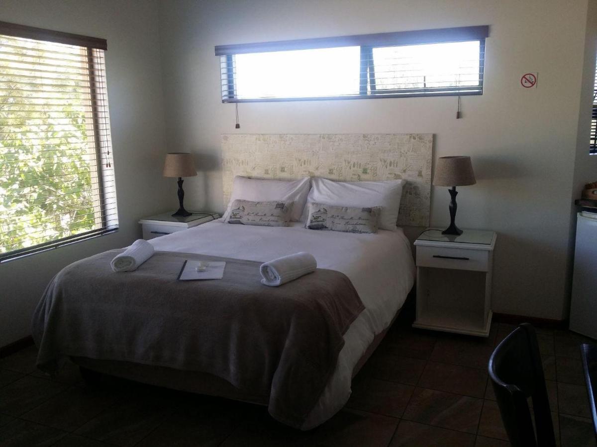 12 On Beach Guest House Saldanha Bay Εξωτερικό φωτογραφία