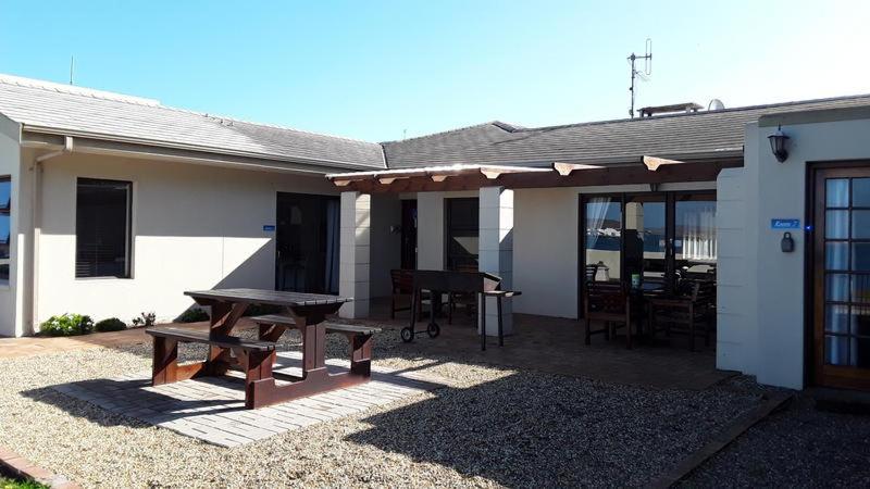 12 On Beach Guest House Saldanha Bay Εξωτερικό φωτογραφία