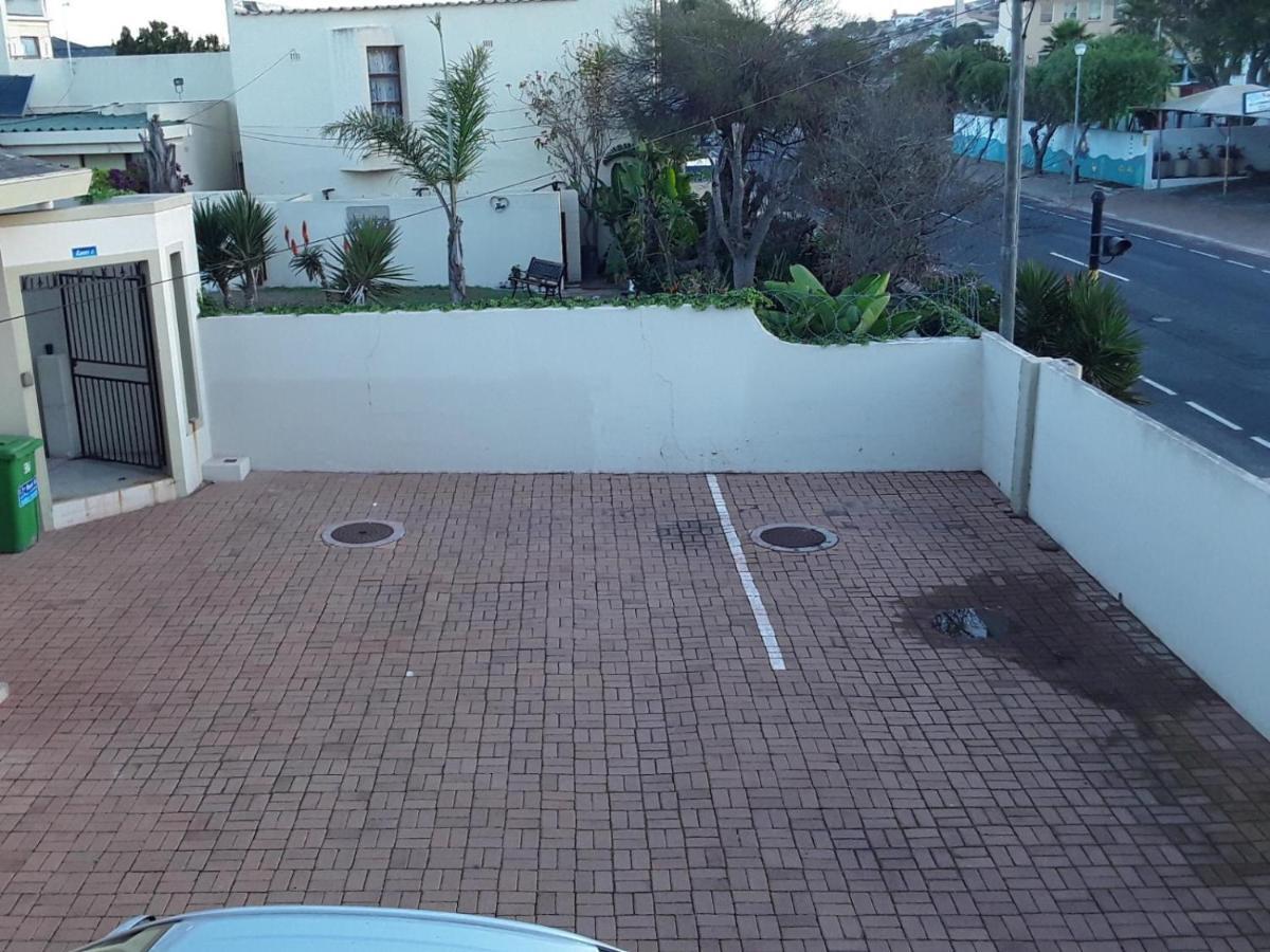 12 On Beach Guest House Saldanha Bay Εξωτερικό φωτογραφία