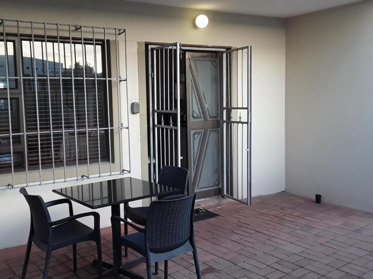 12 On Beach Guest House Saldanha Bay Εξωτερικό φωτογραφία