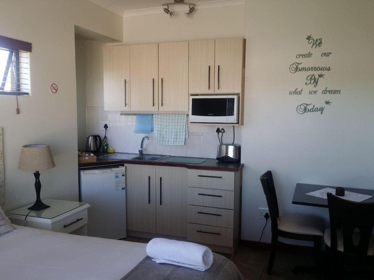 12 On Beach Guest House Saldanha Bay Εξωτερικό φωτογραφία