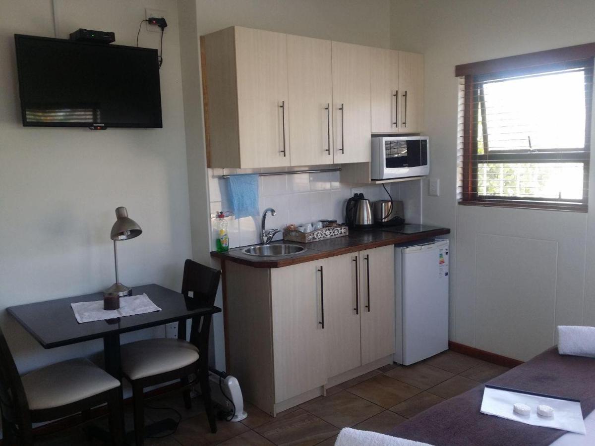 12 On Beach Guest House Saldanha Bay Εξωτερικό φωτογραφία
