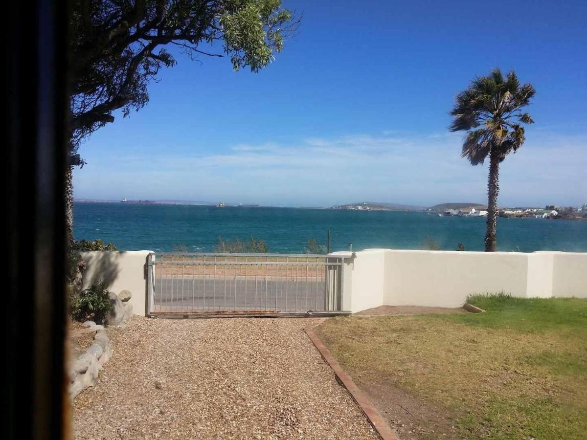 12 On Beach Guest House Saldanha Bay Εξωτερικό φωτογραφία