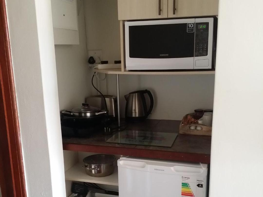12 On Beach Guest House Saldanha Bay Εξωτερικό φωτογραφία