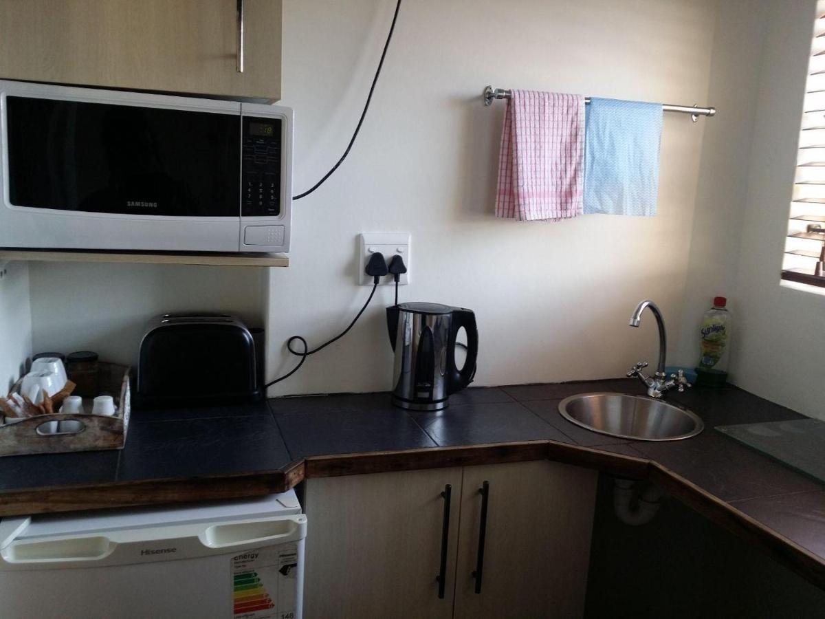 12 On Beach Guest House Saldanha Bay Εξωτερικό φωτογραφία